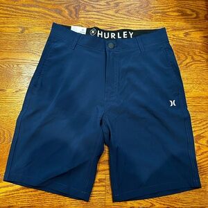 Hurley hybrid walkshort NWT size 30